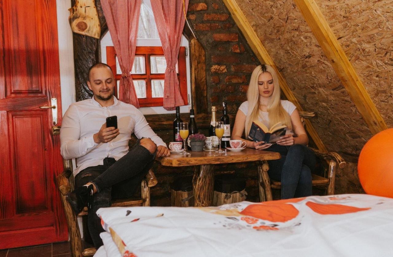 Etno Village Dolina Srece Vitez Eksteriør billede
