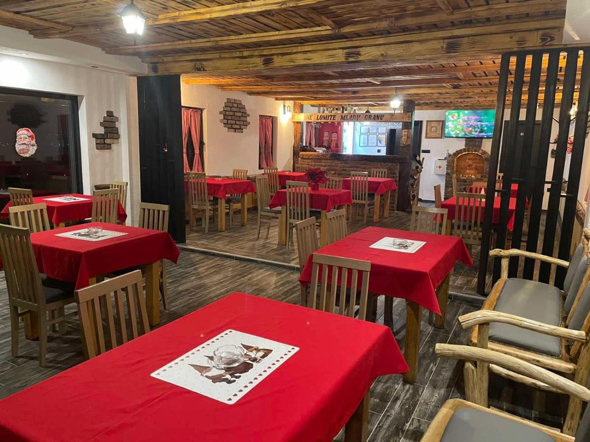 Etno Village Dolina Srece Vitez Eksteriør billede